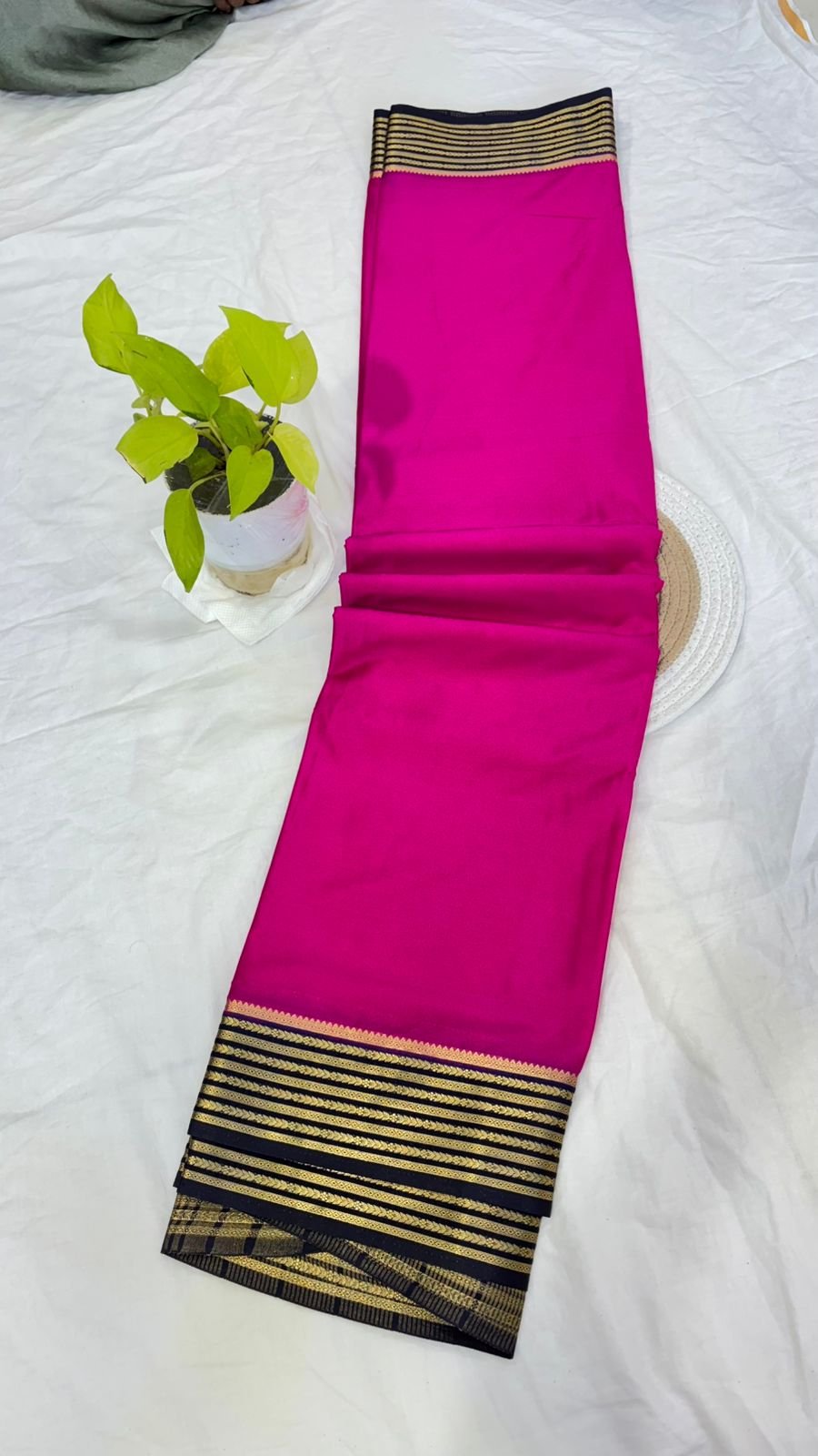 Semi Crepe Silk Saree – Timeless Elegance - Image 8